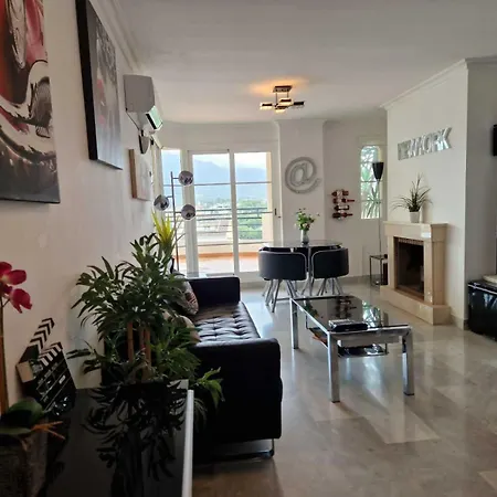 Aloha Serenity By Lica Homes